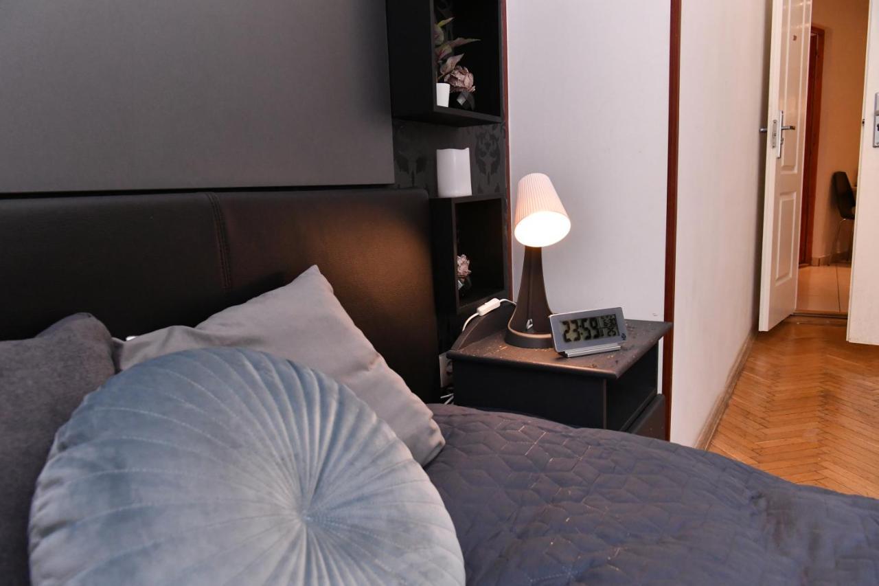 Five Seasons Vaci Utca Apartment Budapeste Exterior foto